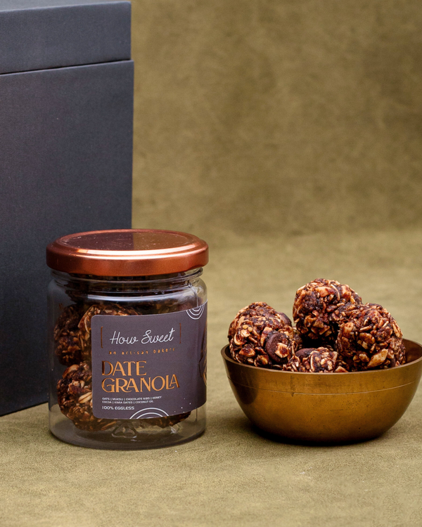 Date Granola Balls